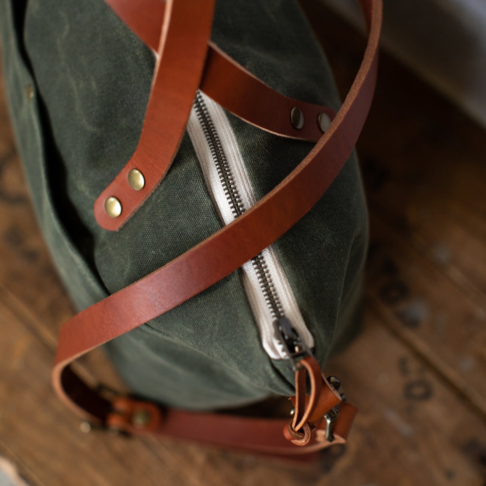 Rapidan Crossbody Tote - Olive