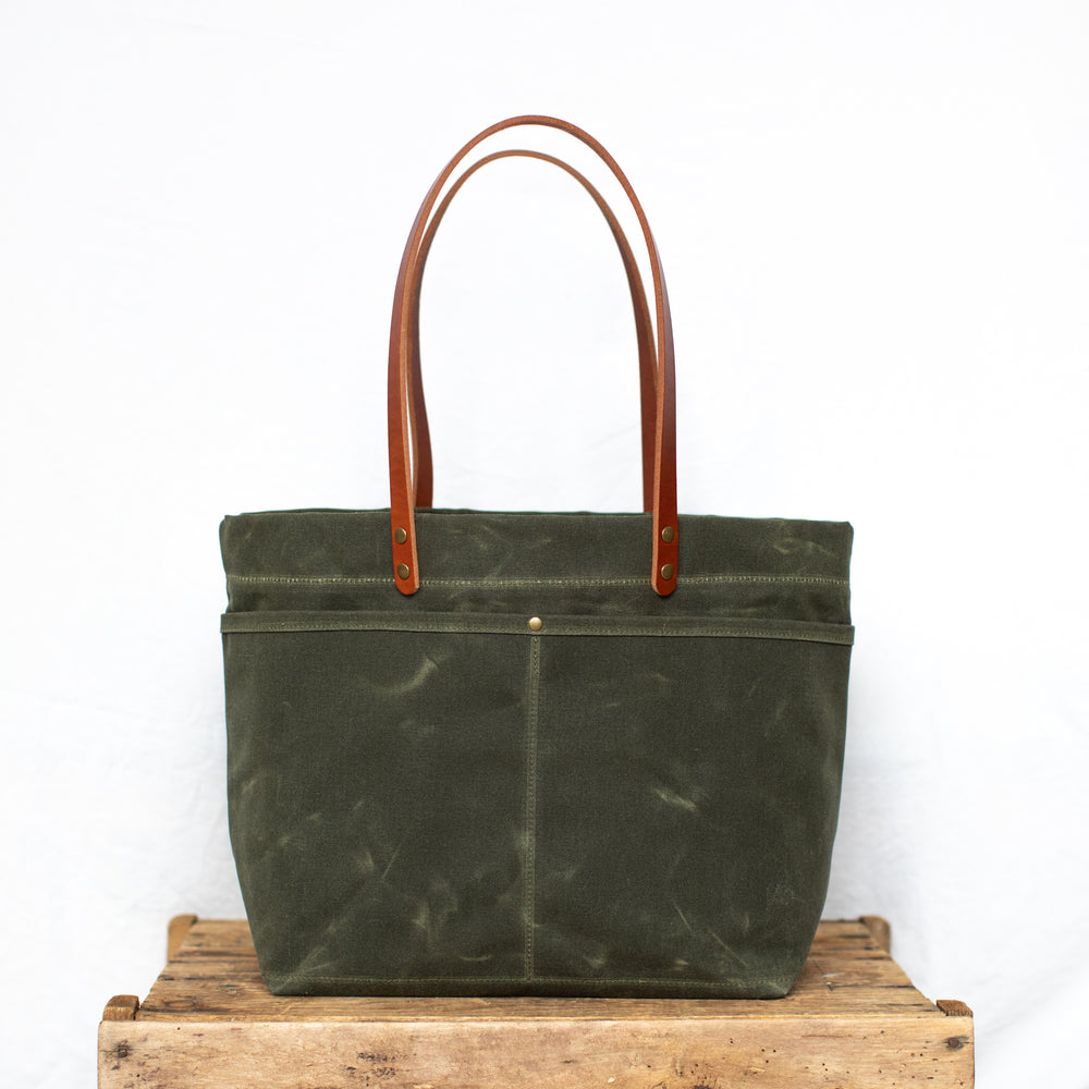 Mountain Laurel Tote - Olive