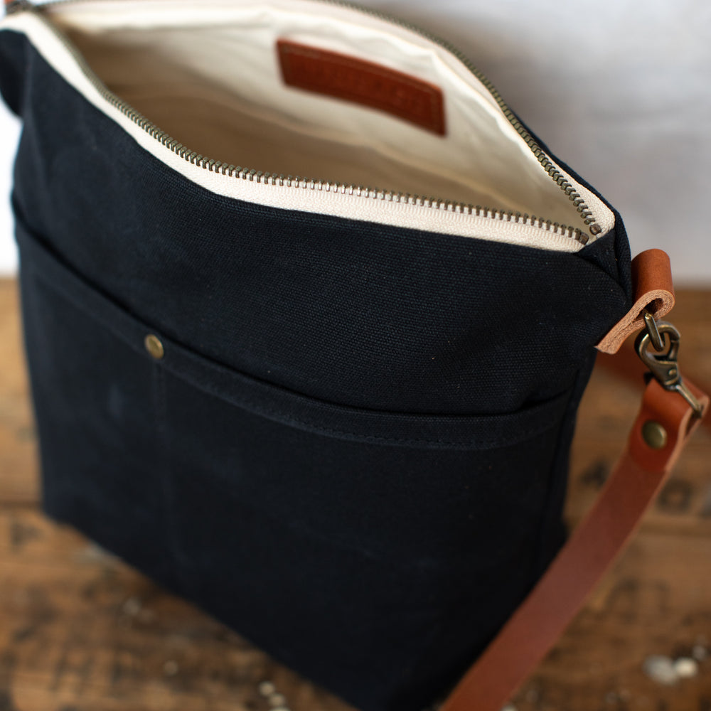 Rivanna Crossbody Bag - Black